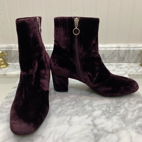 Earth Sparta Velvet Ankle Boots in Deep Burgundy size 9 Fall Feminine Romantic - Picture 4 of 13